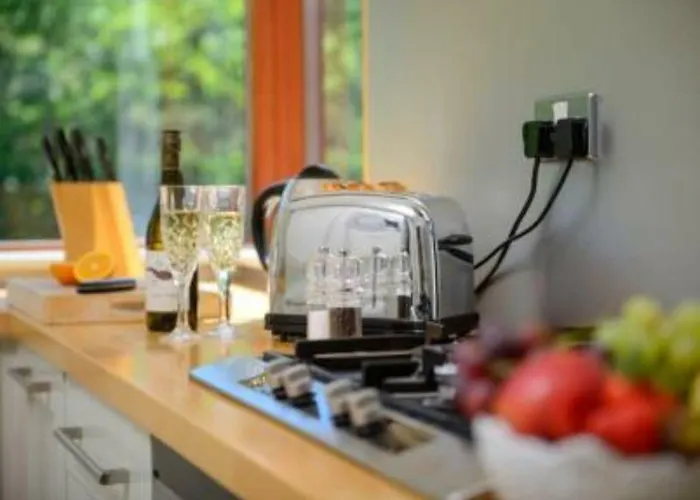 Sheen Falls Country Club Holiday Homes מלון קנמארה