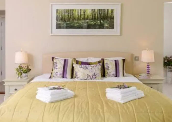 Sheen Falls Country Club Holiday Homes מלון קנמארה